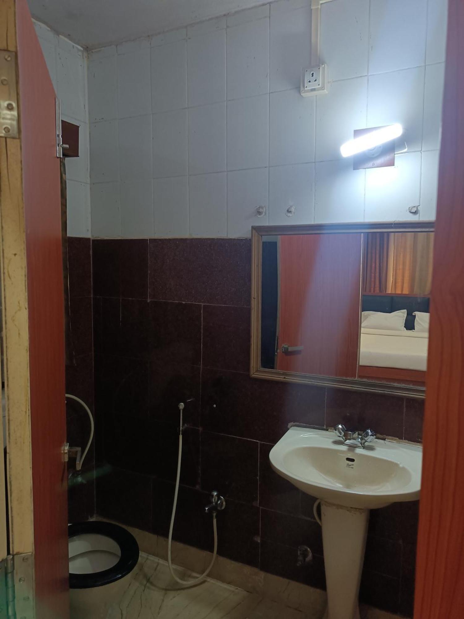 Hotel Sudakshina By Roh Σιλτσάρ Εξωτερικό φωτογραφία